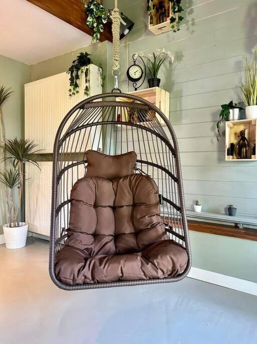 Jungle Style Lodge With Jacuzzi ,Sauna And Garden Near Amsterdam Vijfhuizen Exterior foto